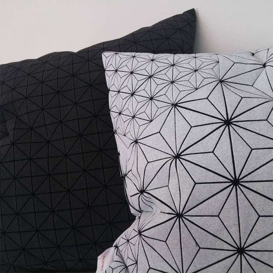 Geo origami pillow-M Grey 